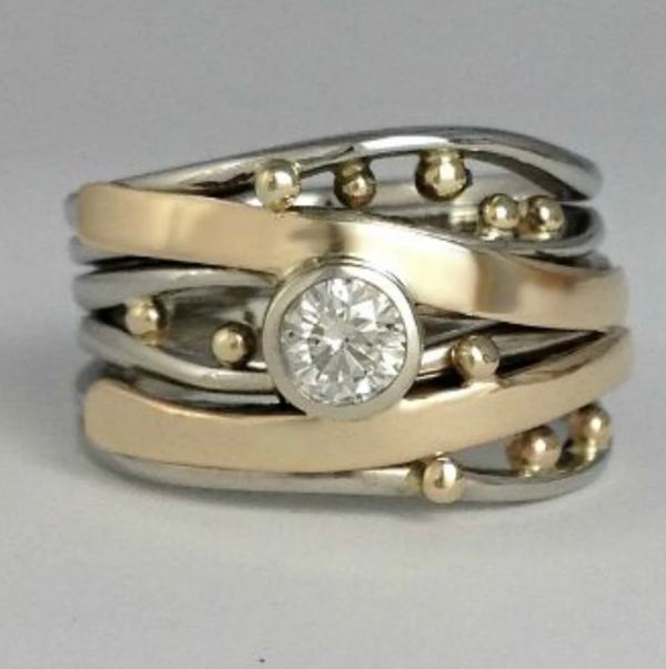 Royal - Vintage Gold Inlaid Zirconia Ring