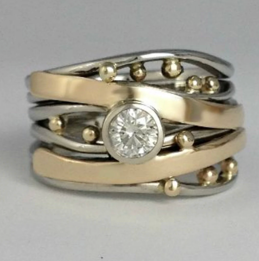 Royal - Vintage Gold Inlaid Zirconia Ring