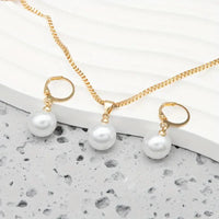Elegant Graceful Pearl Necklace Set